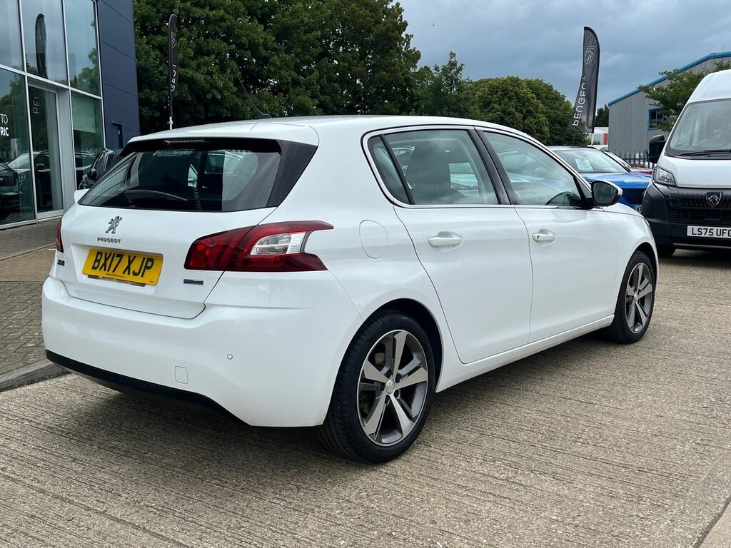 Peugeot 308 1.2 Puretech Allure Hatchback Eu White #3
