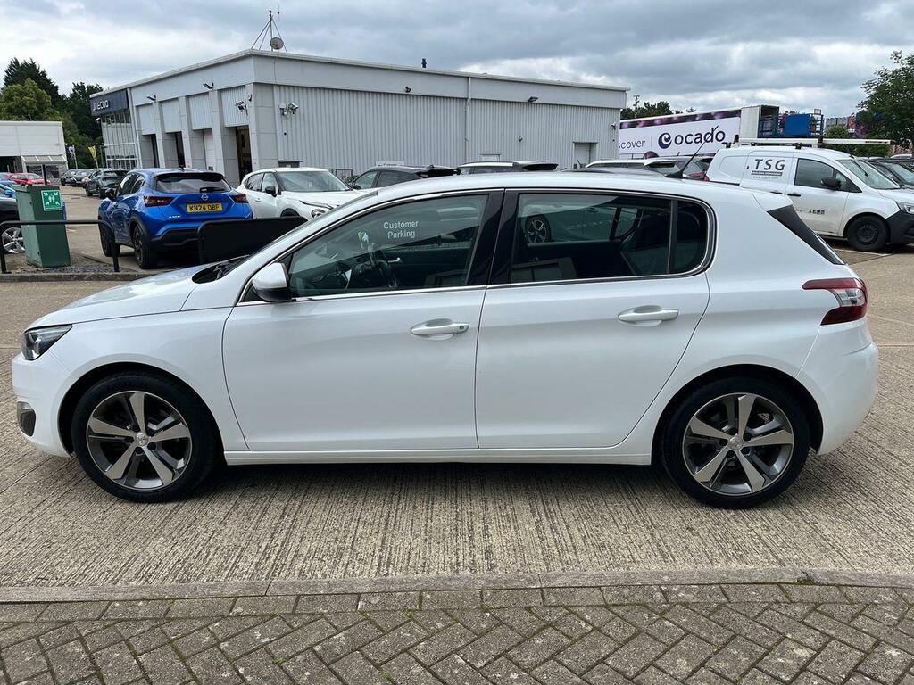 Peugeot 308 1.2 Puretech Allure Hatchback Eu White #6