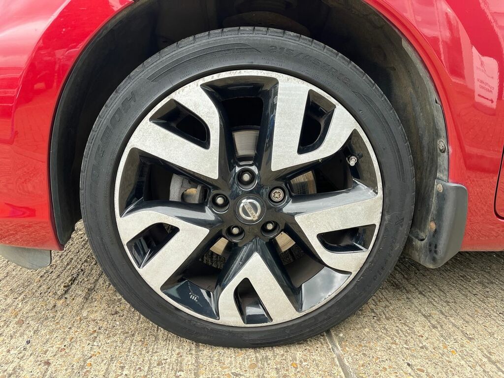 Nissan Pulsar Pulsar Tekna Dci Black #9