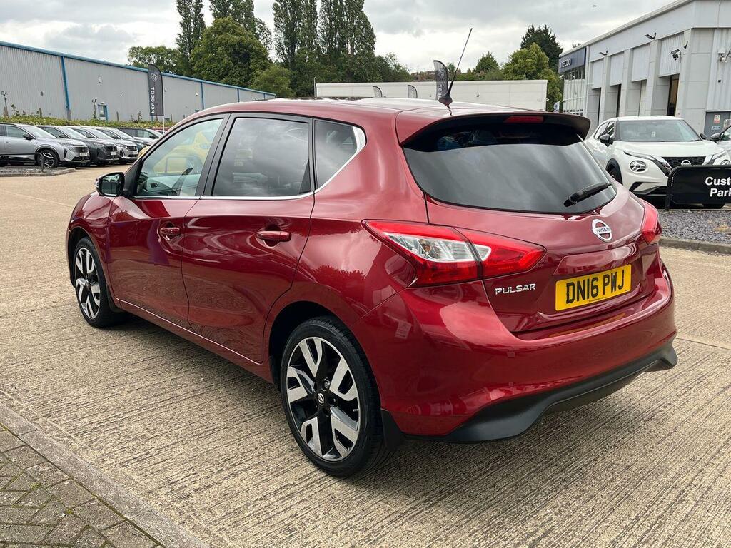Nissan Pulsar 1.2 Dig-t Tekna Hatchback Euro 6 Red #5