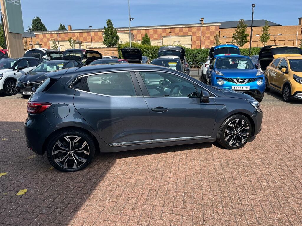Renault Clio Hatchback Se Edition KW22CGY #2