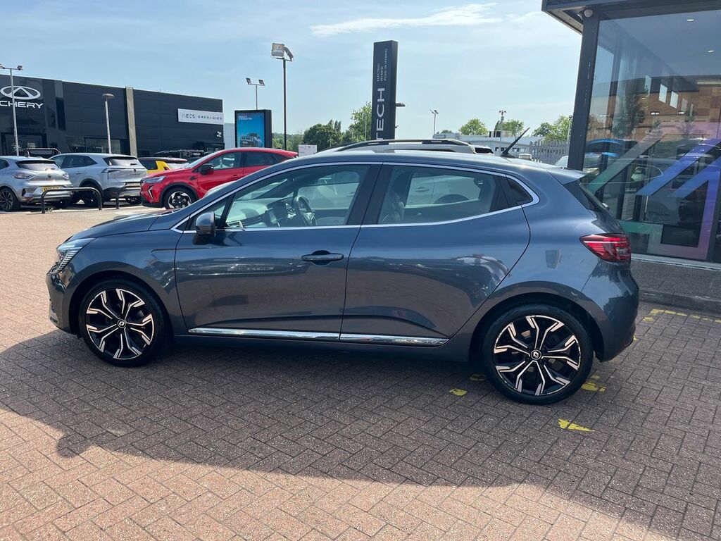 Renault Clio Hatchback Se Edition KW22CGY #6