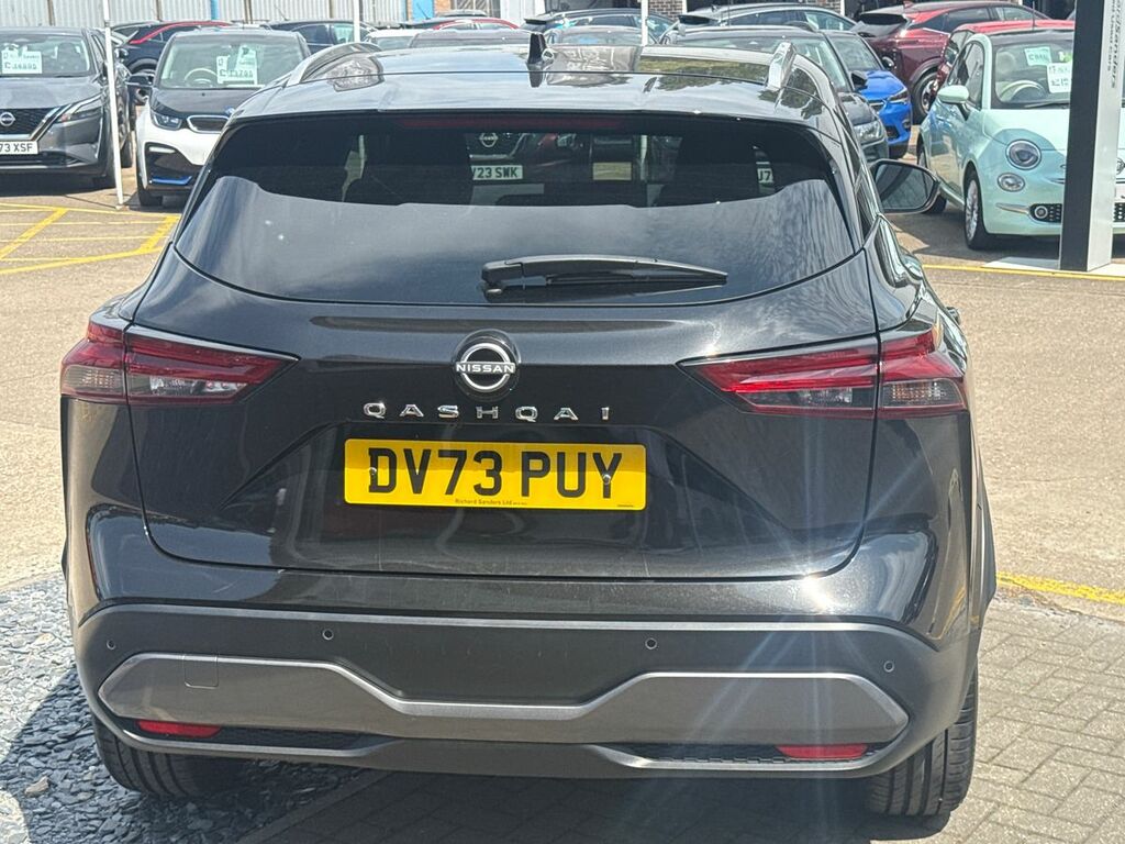 Nissan Qashqai 1.3 Dig-t Mhev N-connecta Suv Hybrid Ma DV73PUY Black #4