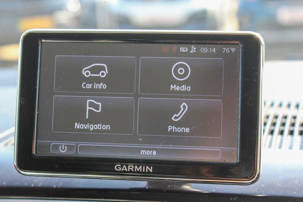 Volkswagen Up 1.0 Up By Beats Black #24