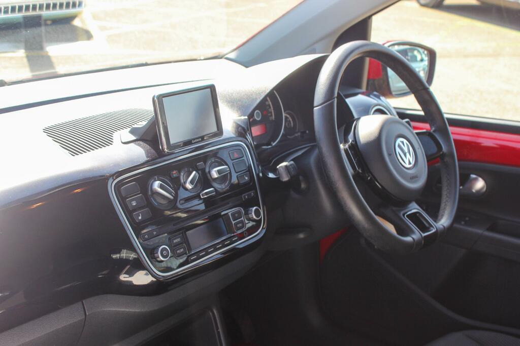 Volkswagen Up 1.0 Up By Beats Black #15