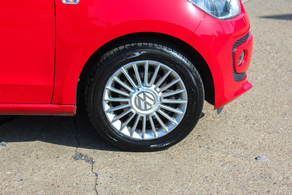 Volkswagen Up 1.0 Up By Beats Black #9