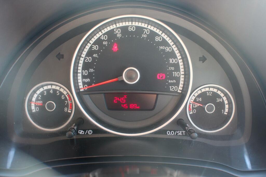 Volkswagen Up 1.0 Up By Beats Black #20