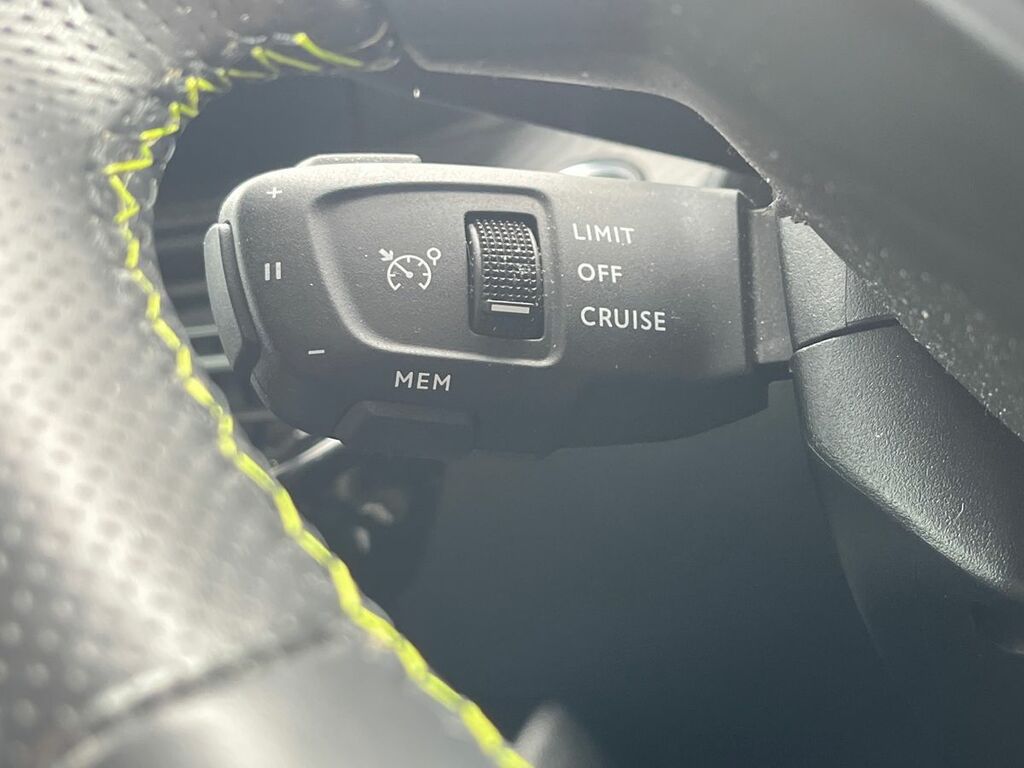 Peugeot 2008 1.2 Puretech 130 Gt Premium Grey #30