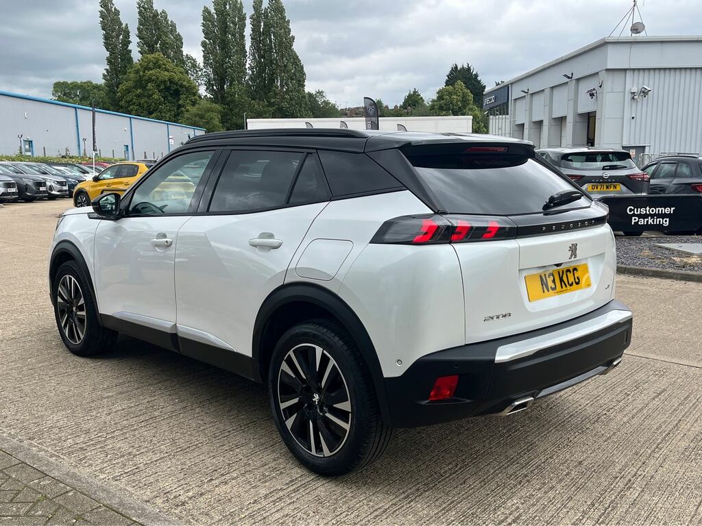 Peugeot 2008 1.2 Puretech Gt Premium Suv Eat Euro 6 White #5