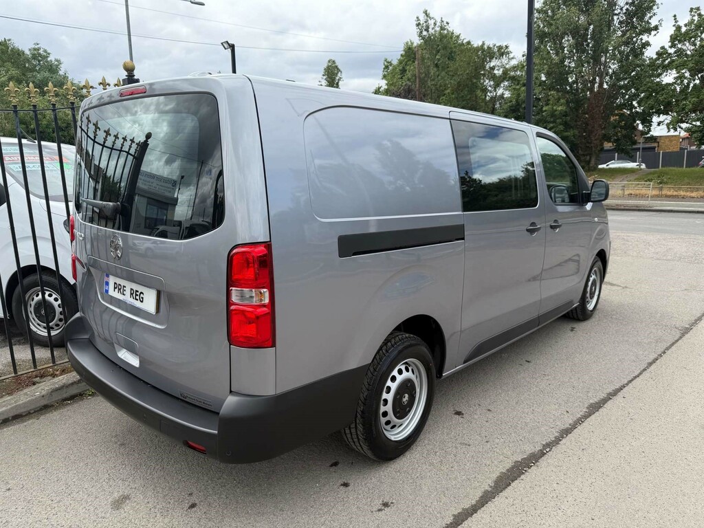 Vauxhall Vivaro Prime XL 6Dr, Tailgate, Glazed Side Doors, Id  #2