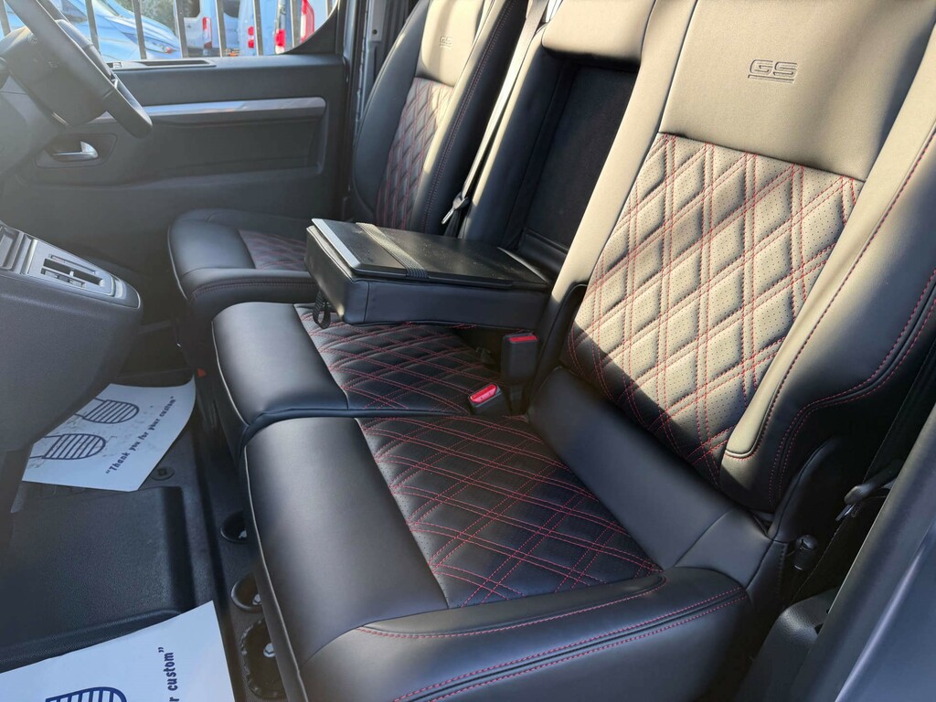 Vauxhall Vivaro Pro Black #12