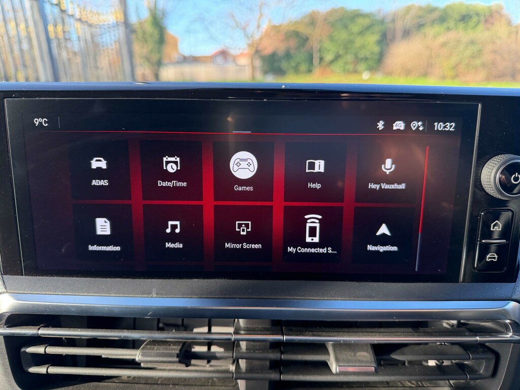 Vauxhall Vivaro Pro Black #14