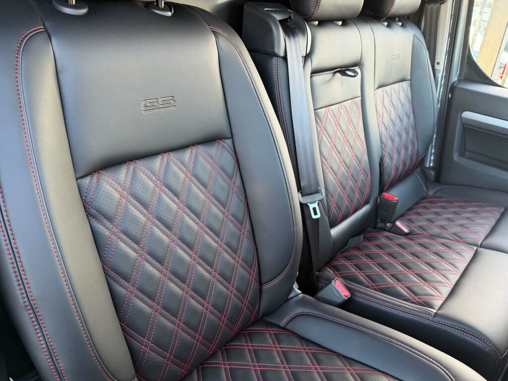 Vauxhall Vivaro Pro Black #9