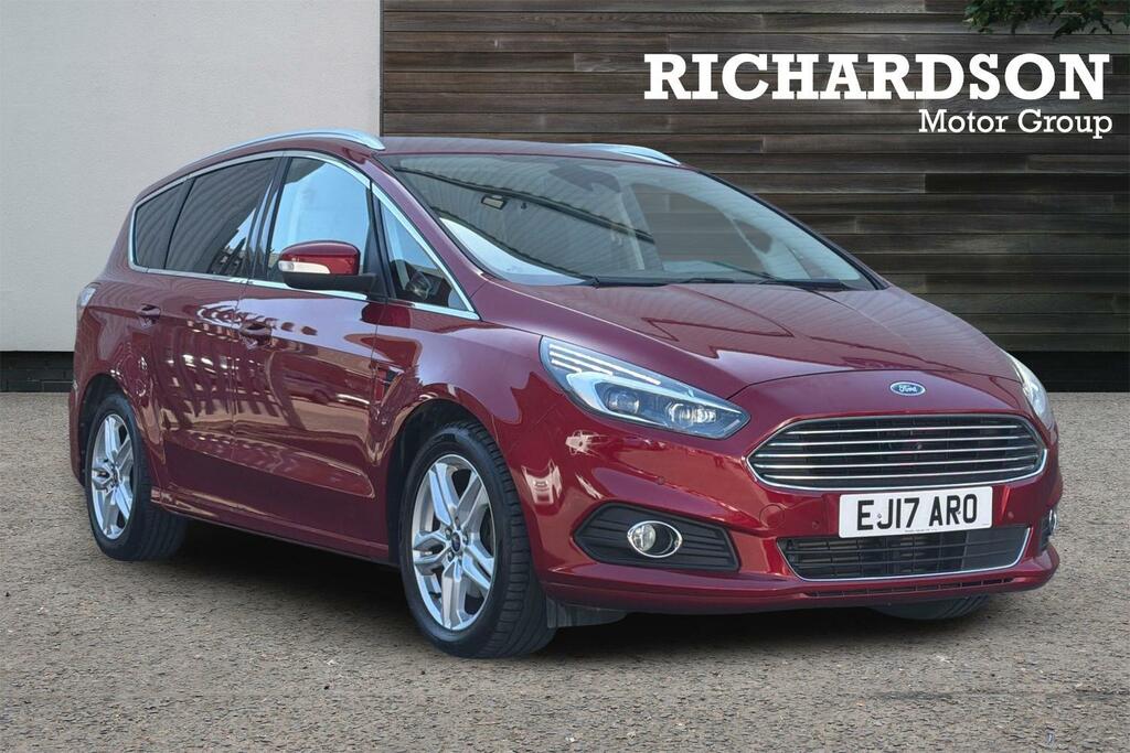 Ford S-Max 1.5 Ecoboost Titanium Red