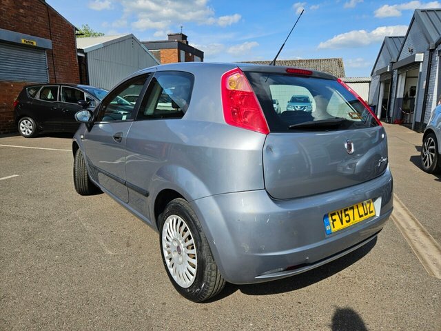 Fiat Grande Punto 1.2 Active White Hatchback 139 Grey #4