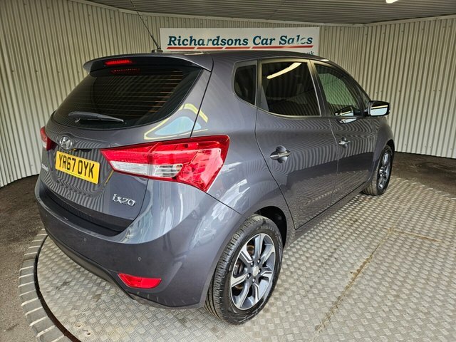 Hyundai Ix20 1.6 Se Nav Hatchback Euro 6 125 P Grey #3