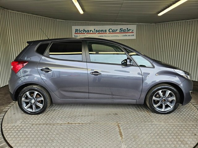 Hyundai Ix20 1.6 Se Nav Hatchback Euro 6 125 P Grey #2
