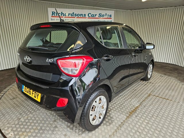 Hyundai I10 1.2 Se Hatchback Euro 5 87 Ps Black #3