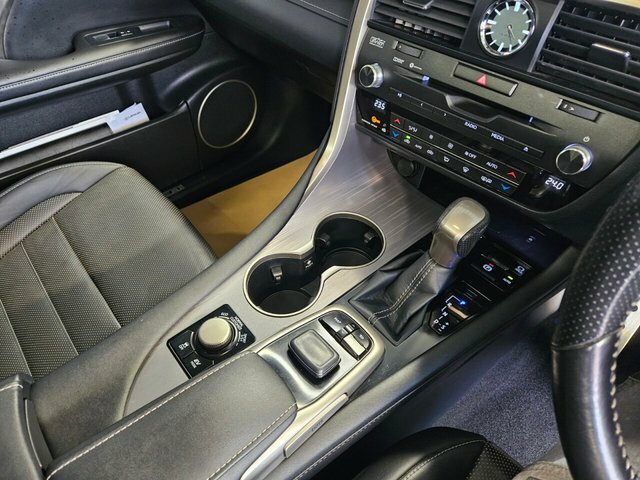 Lexus RX V6 F Sport White #20