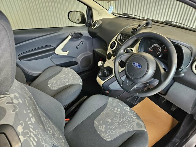 Ford KA Hatchback 1.2 Titanium Euro 4 201010 Silver #10