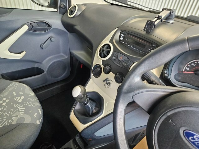Ford KA Hatchback 1.2 Titanium Euro 4 201010 Silver #9