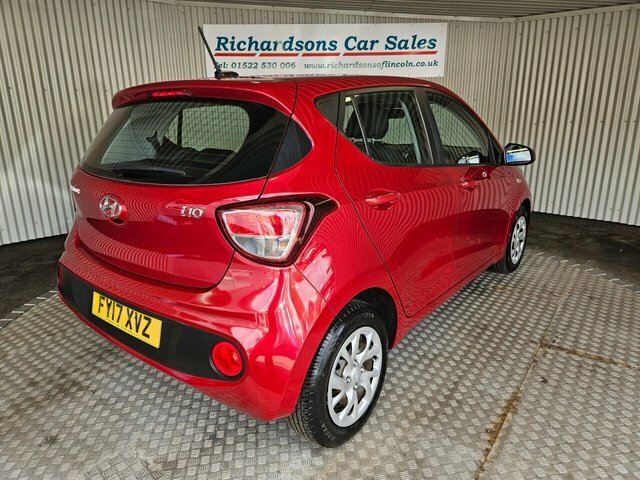 Hyundai I10 1.0 Se Hatchback Euro 6 66 Ps Red #3
