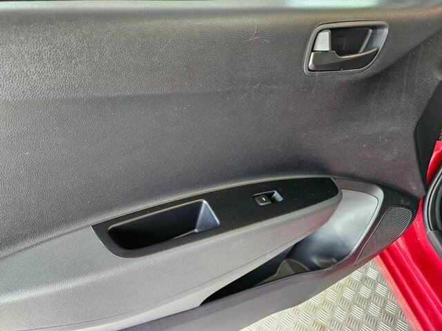 Hyundai I10 Hatchback Red #31