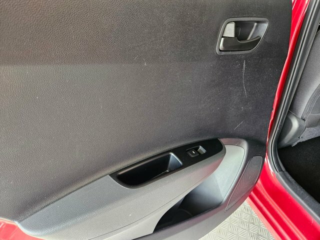 Hyundai I10 Hatchback Red #27