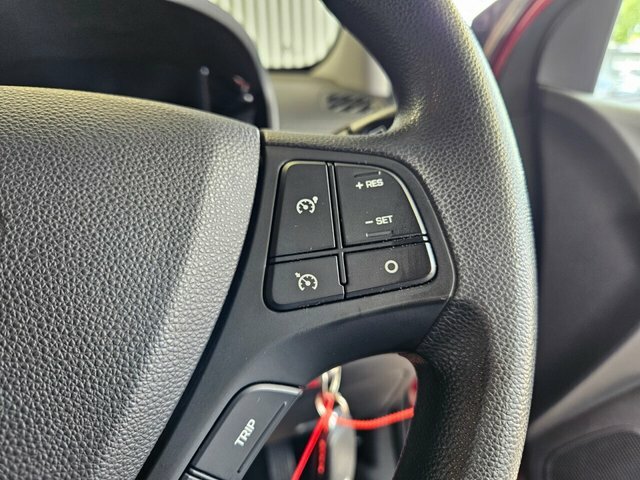 Hyundai I10 Hatchback Red #12
