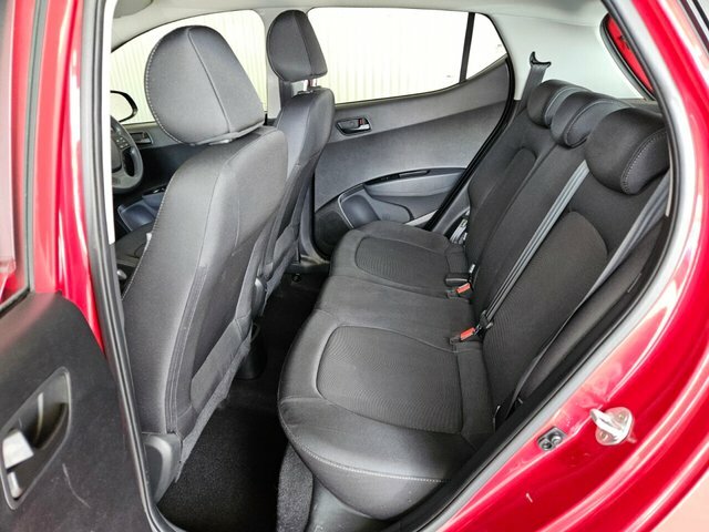 Hyundai I10 Hatchback Red #25
