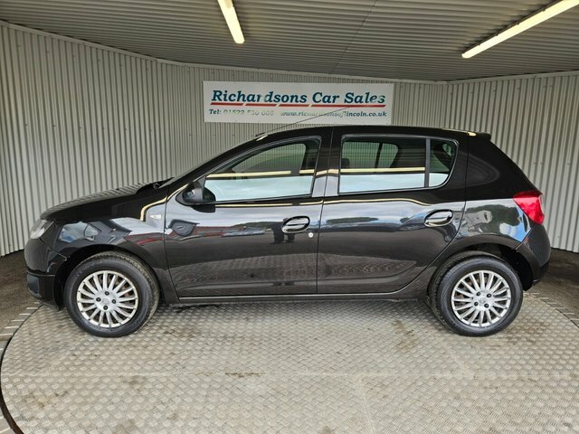 Dacia Sandero Hatchback White #7