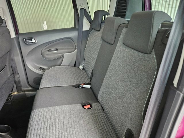 Citroen C3 Picasso Edition White #21