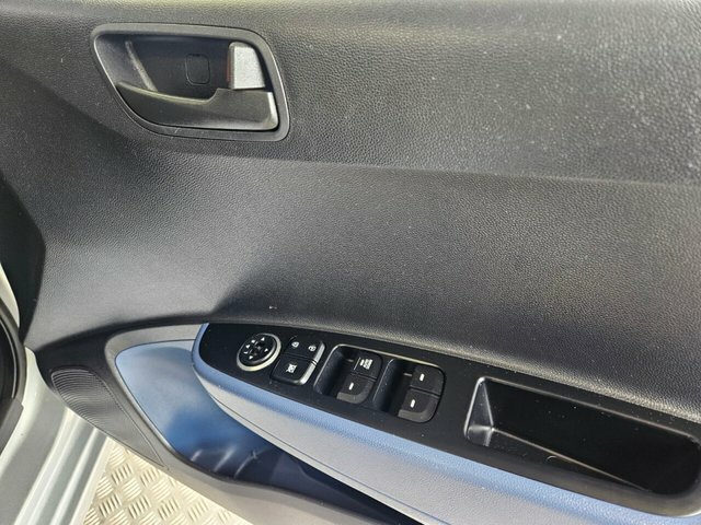 Hyundai I10 1.0 S 65 Bhp Grey #15