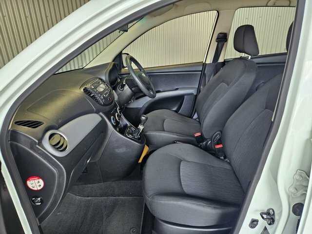 Hyundai I10 1.2 Active Euro 5 Red #25