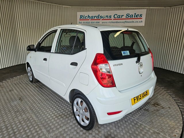 Hyundai I10 1.2 Classic Hatchback Euro 5 85 White #6