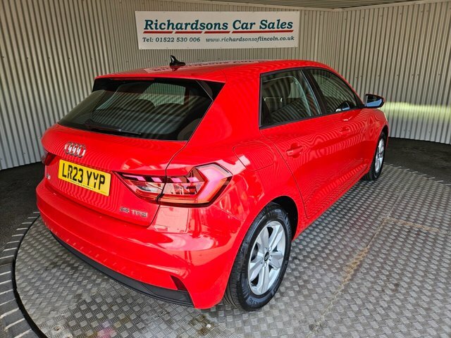 Audi A1 1.0 Tfsi 25 Technik Sportback Eu Red #3