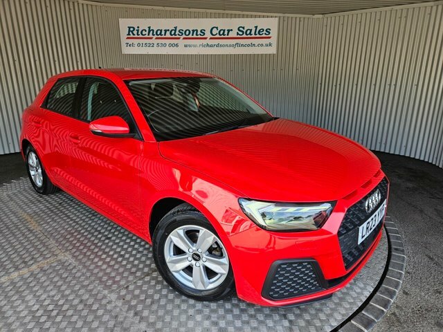 Audi A1 1.0 Tfsi 25 Technik Sportback Eu Red