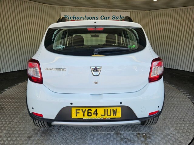 Dacia Sandero Stepway 1.5 Dci Laureate Hatchback Euro White #4