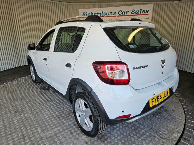 Dacia Sandero Stepway 1.5 Dci Laureate Hatchback Euro White #6