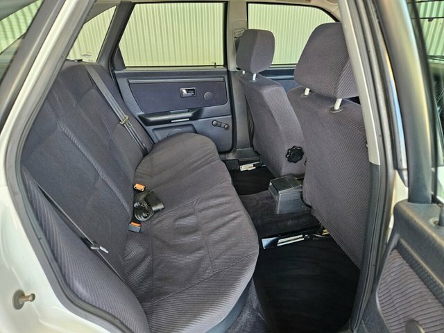 Audi 80 Saloon 2.0 E 1994L Blue #25