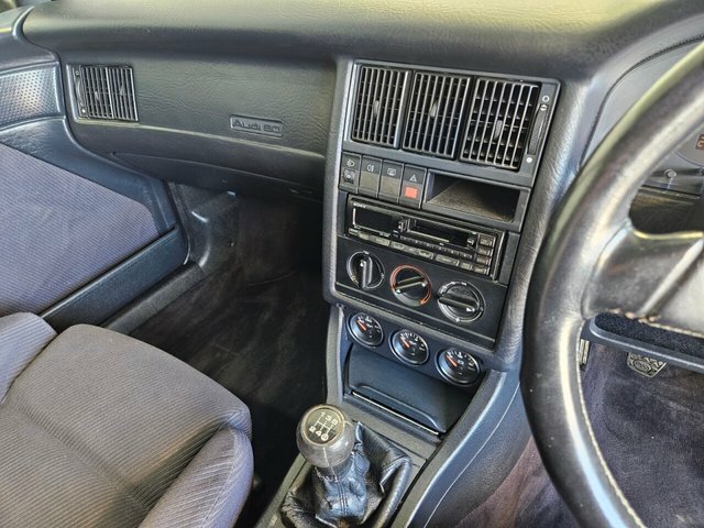 Audi 80 Saloon 2.0 E 1994L Blue #18