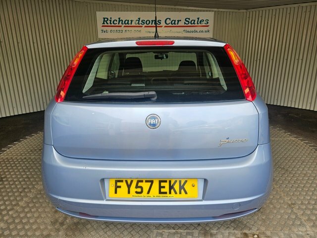 Fiat Grande Punto 1.2 Active White Hatchback 139 Blue #4