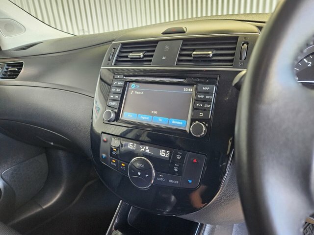 Nissan Pulsar Hatchback Red #22