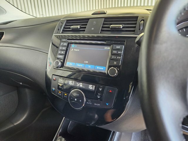 Nissan Pulsar Hatchback Red #24