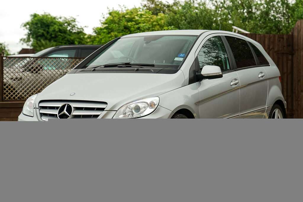 Mercedes-Benz B Class 1.5 B160 Blueefficiency Se 95 Bhp Blue #2
