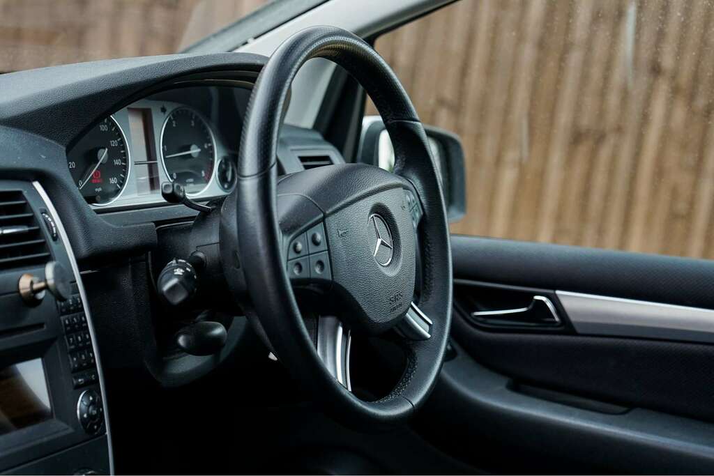 Mercedes-Benz B Class 1.5 B160 Blueefficiency Se 95 Bhp Blue #7