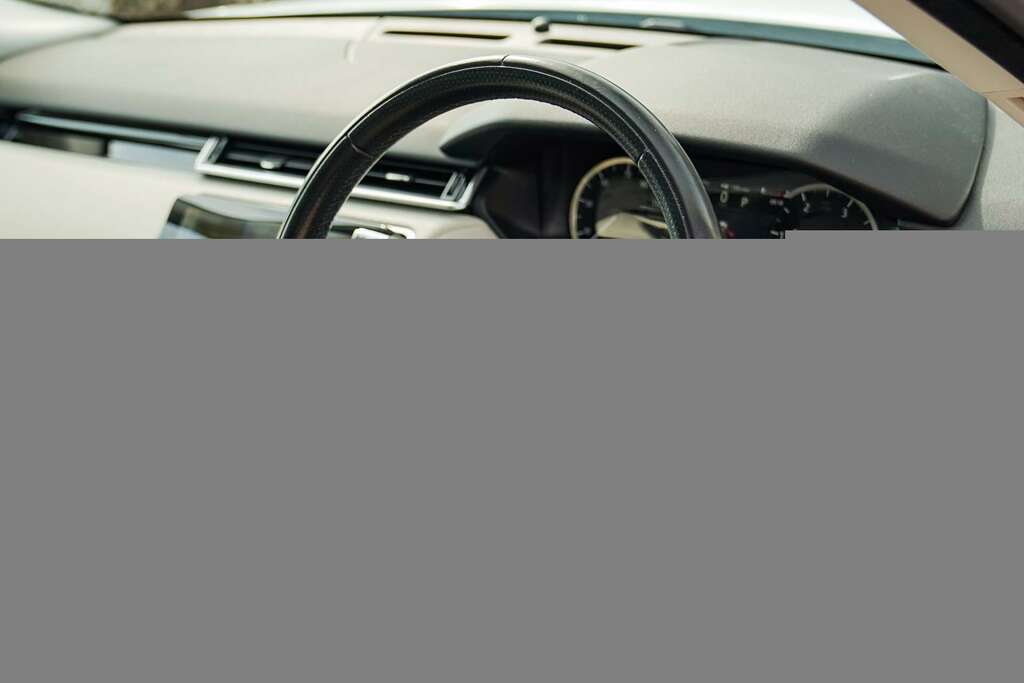 Land Rover Range Rover Velar Land Rover Range Rover Velar 2.0 D200 Mhev Edition MJ22ULU White #3