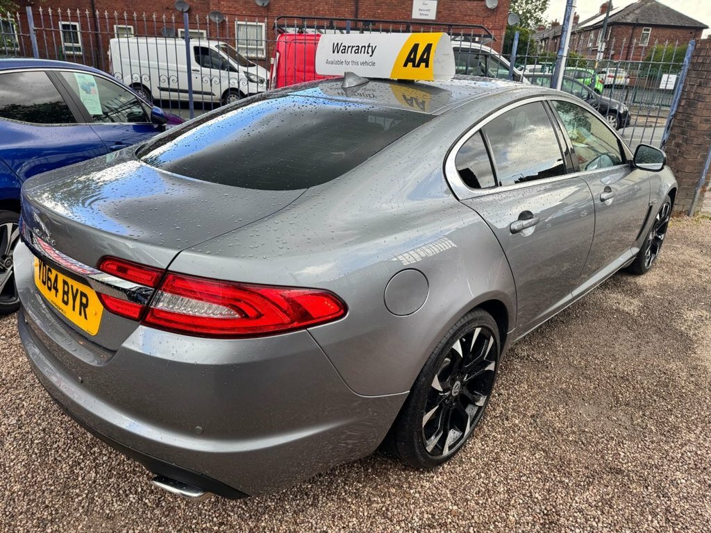 Jaguar XF 2.2L Luxury Grey #2
