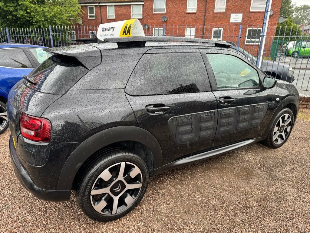 Citroen C4 Cactus 1.2L Flair Black #2