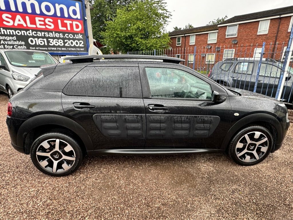 Citroen C4 Cactus 1.2L Flair Black #4